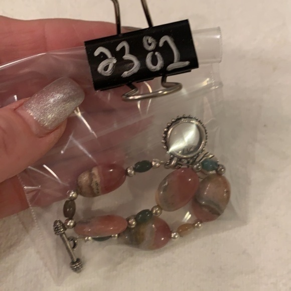 Natural stone silver toggle clasp flat large leaf charm detail high quality - Picture 6 of 6